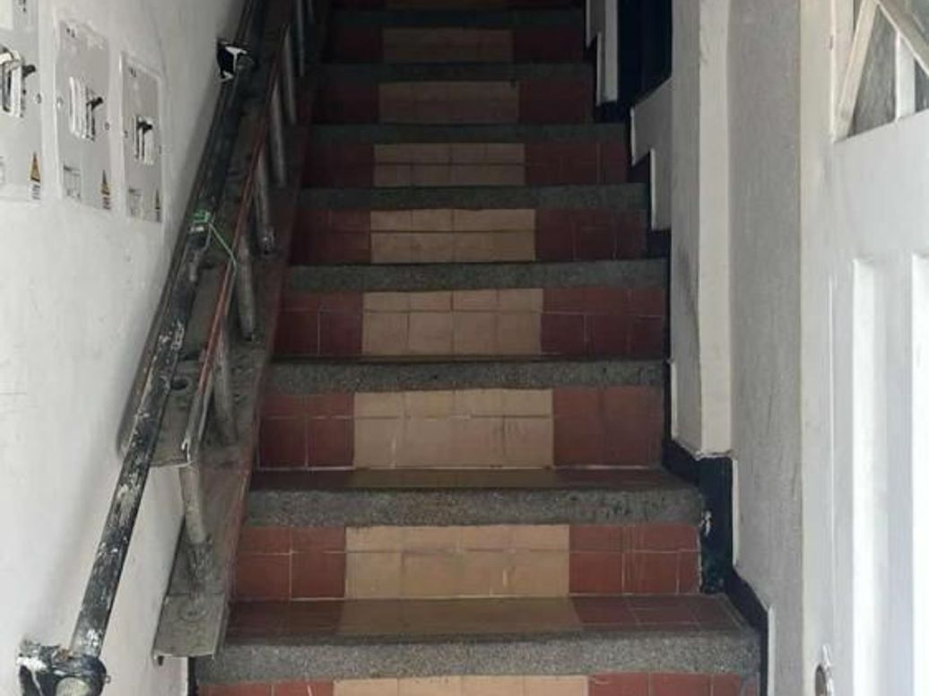 Casa de 6 alcobas en venta en Policarpa Salavarreta, Bogotá, 173 m² · foto 3 de 20