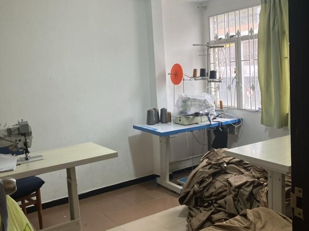 Casa de 6 alcobas en venta en Policarpa Salavarreta, Bogotá, 173 m² · foto 9 de 20
