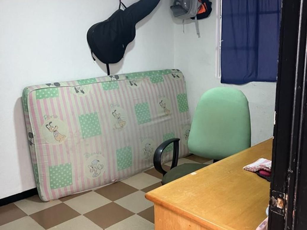 Casa de 6 alcobas en venta en Policarpa Salavarreta, Bogotá, 173 m² · foto 14 de 20