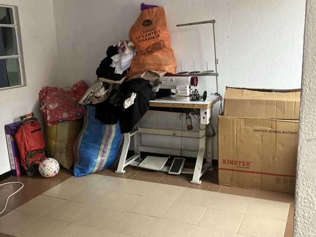 Casa de 6 alcobas en venta en Policarpa Salavarreta, Bogotá, 173 m² · foto 15 de 20