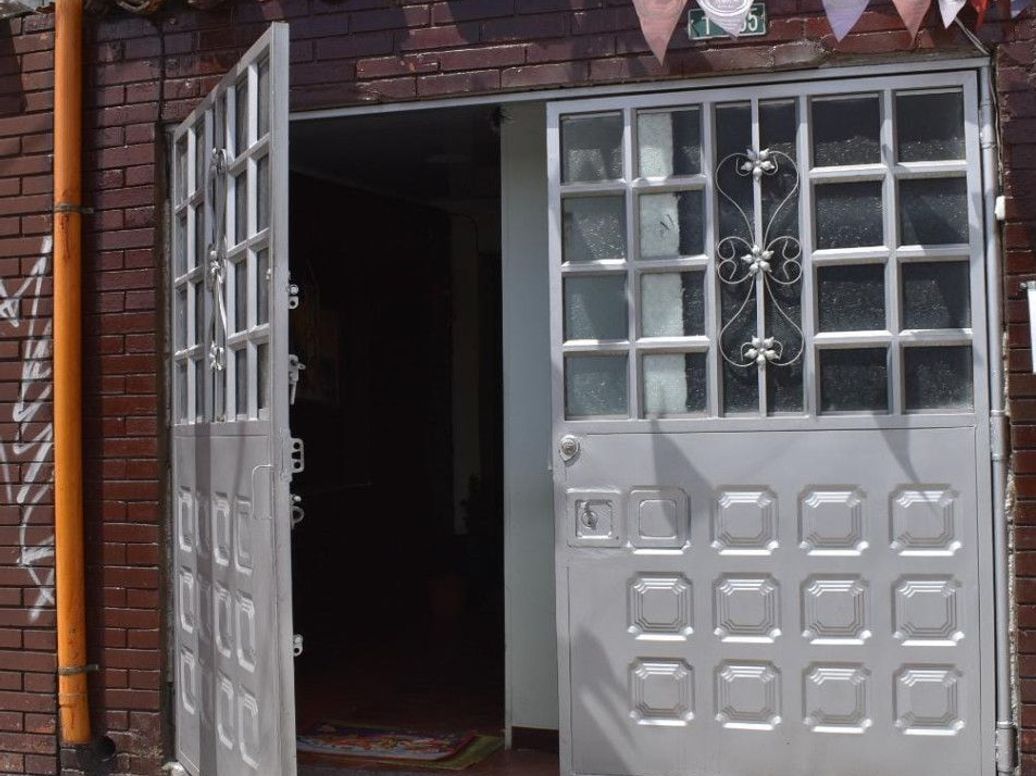 Casa de 6 alcobas en venta en La Camelia, Bogotá, 254 m² · foto 3 de 20