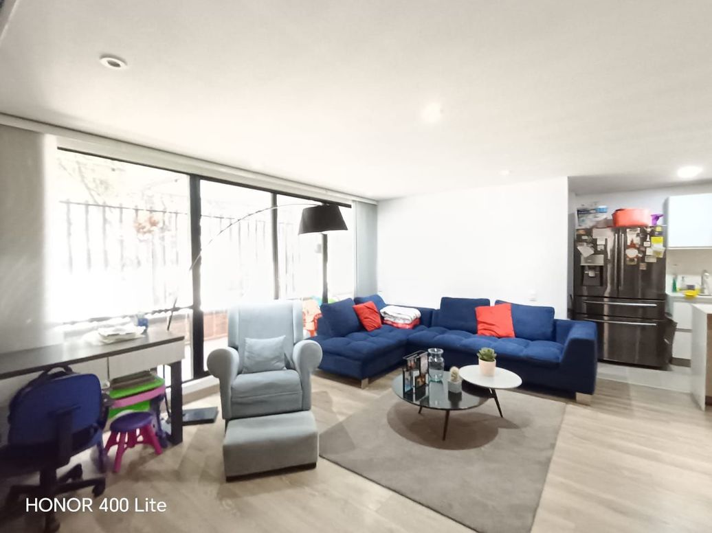 Apartamento de 3 alcobas en venta en Cjr Portus, Bogotá, 107 m² · foto 2 de 17
