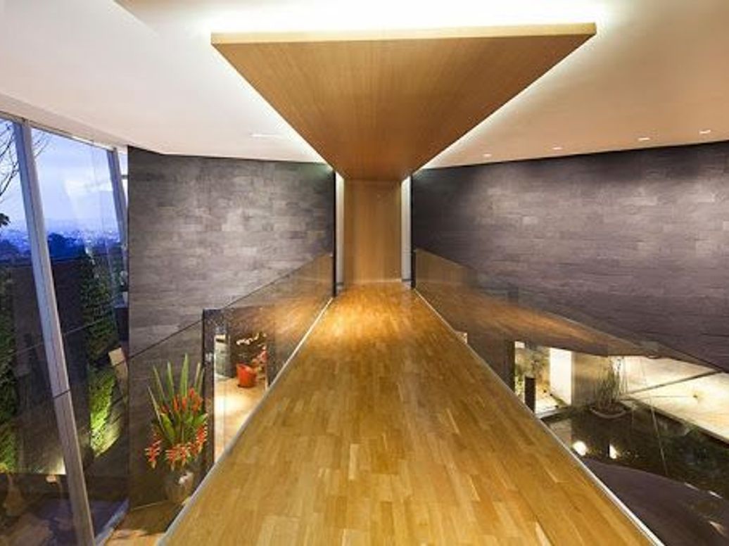 Casa de 3 alcobas en venta en Chico Oriental, Bogotá, 1550 m² · foto 9 de 10
