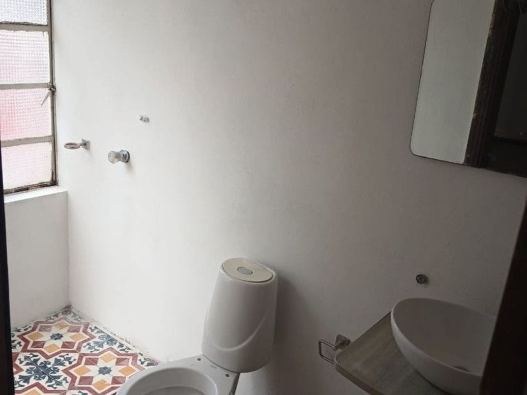 Apartaestudio en venta en Eduardo Santos, Bogotá, 46 m² · foto 6 de 9