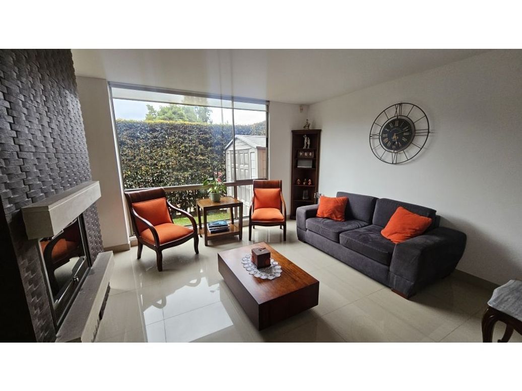 Casa de 5 alcobas en venta en Iberia, Bogotá, 178 m² · foto 4 de 20