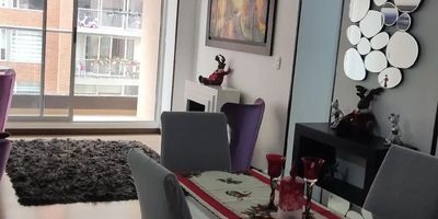Para mayor información escribanos vía WhatsApp y uno de nuestros agentes inmobiliarios te atenderá. Acogedor apartamento en 5to piso vista exterior club house, con deposito en el mismi piso sel apartamento en uno de los mejores sectores de la ciuad barrio la felicidad , cerca al centro comercial multiplaza, el eden y hayuelos.
aeropuerto, embajada americana y sectores de interes de la ciudad vias principales como la av boyaca, calle 26, av la esperanza, calle 13, av ciudad de cali.

