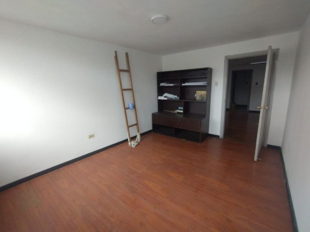 Casa de 7 alcobas en venta en La Esperanza, Bogotá, 375 m² · foto 16 de 20