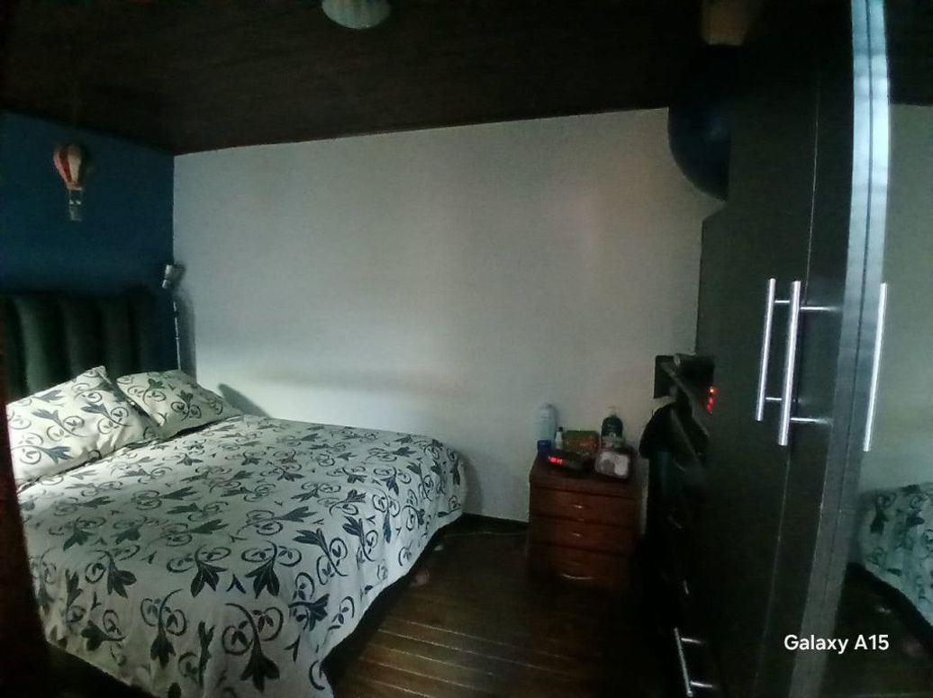 Casa de 6 alcobas en venta en La Paz, Bogotá, 308 m² · foto 9 de 15