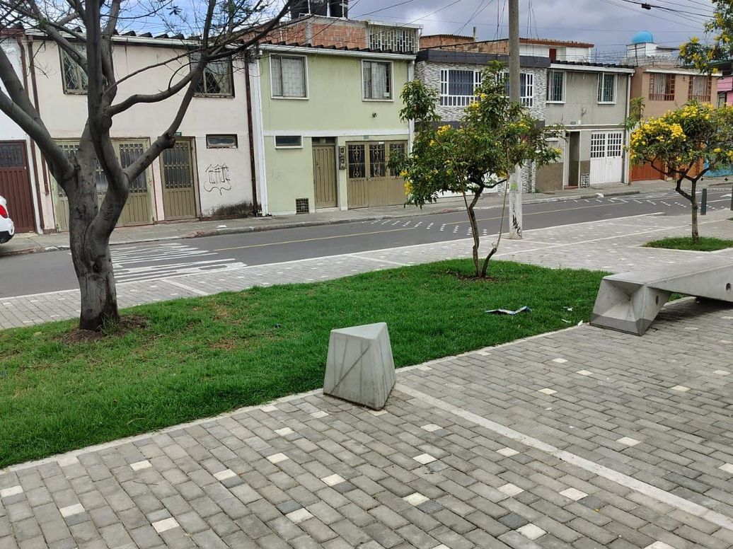Casa de 4 alcobas en venta en Laguneta, Bogotá, 80 m² · foto 5 de 20