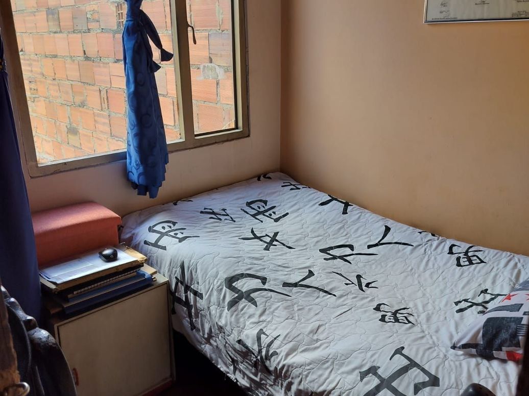 Casa de 4 alcobas en venta en Laguneta, Bogotá, 80 m² · foto 7 de 20