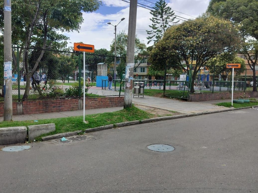 Casa de 4 alcobas en venta en Laguneta, Bogotá, 80 m² · foto 8 de 20