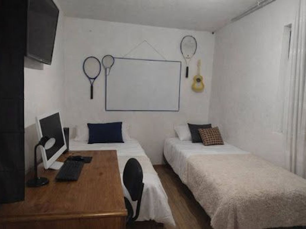 Casa de 5 alcobas en venta en Centenario Quiroga, Bogotá, 140 m² · foto 11 de 20