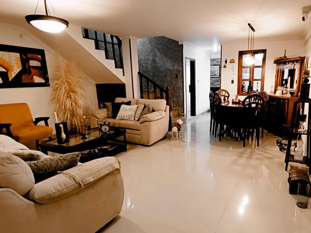 Casa de 3 alcobas en venta en Nueva Marsella Et. I, Bogotá, 185 m² · foto 2 de 16