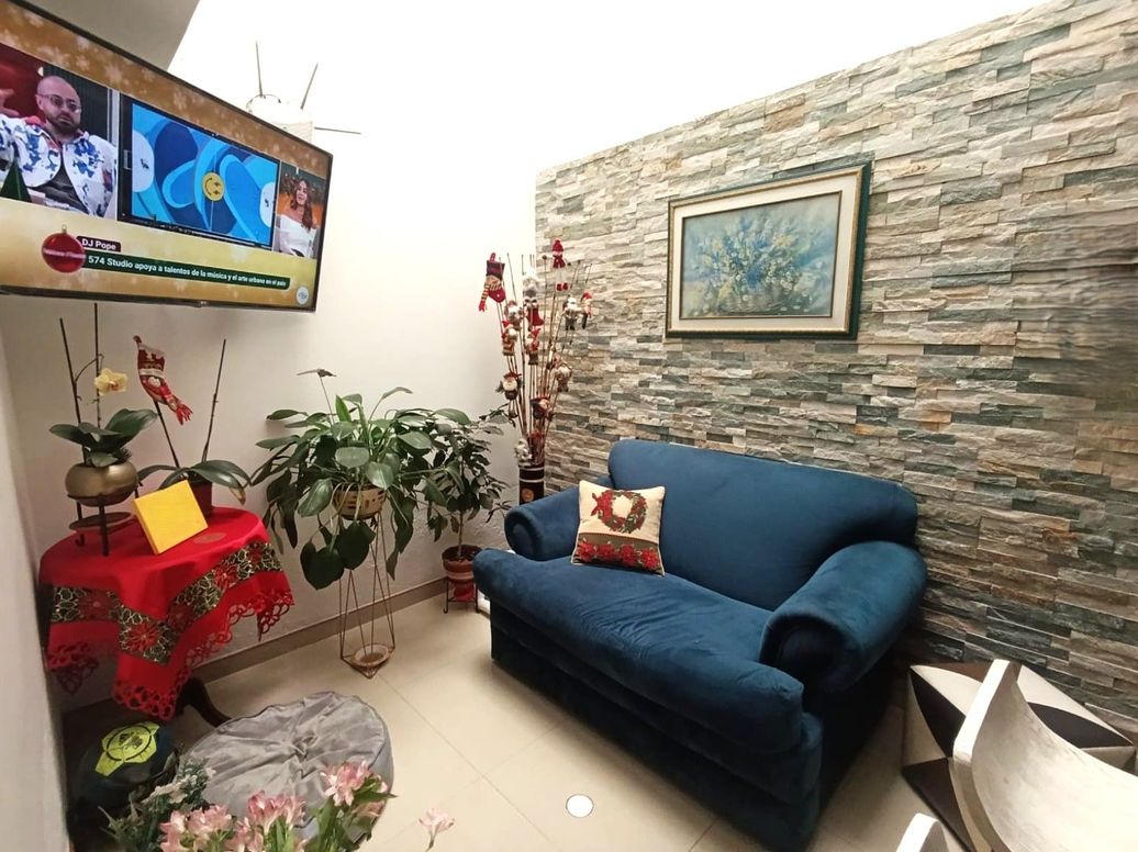 Casa de 3 alcobas en venta en Nueva Marsella Et. I, Bogotá, 185 m² · foto 5 de 16