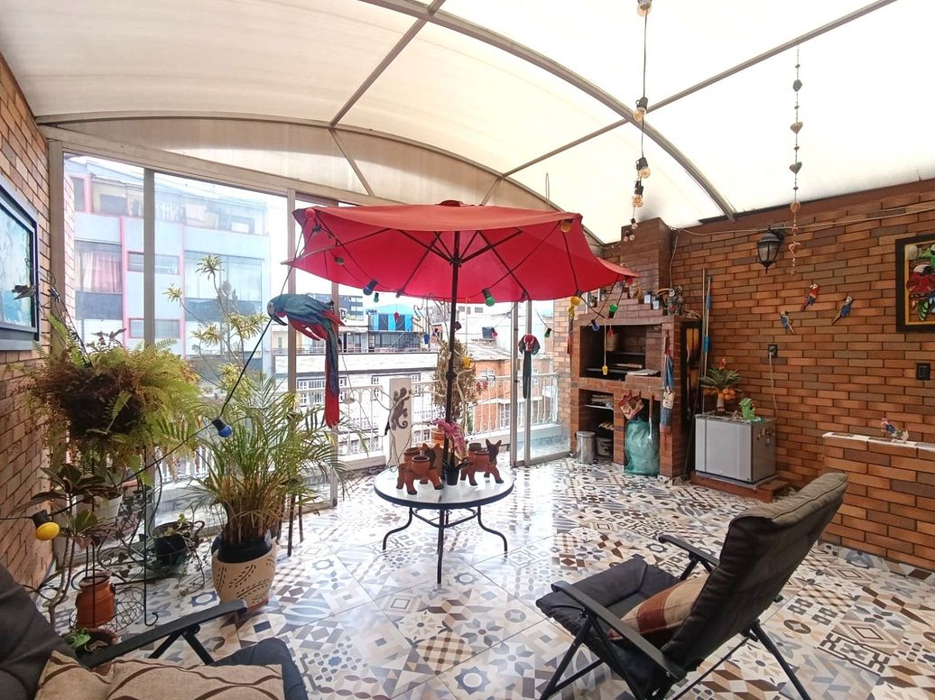 Casa de 3 alcobas en venta en Nueva Marsella Et. I, Bogotá, 185 m² · foto 13 de 16