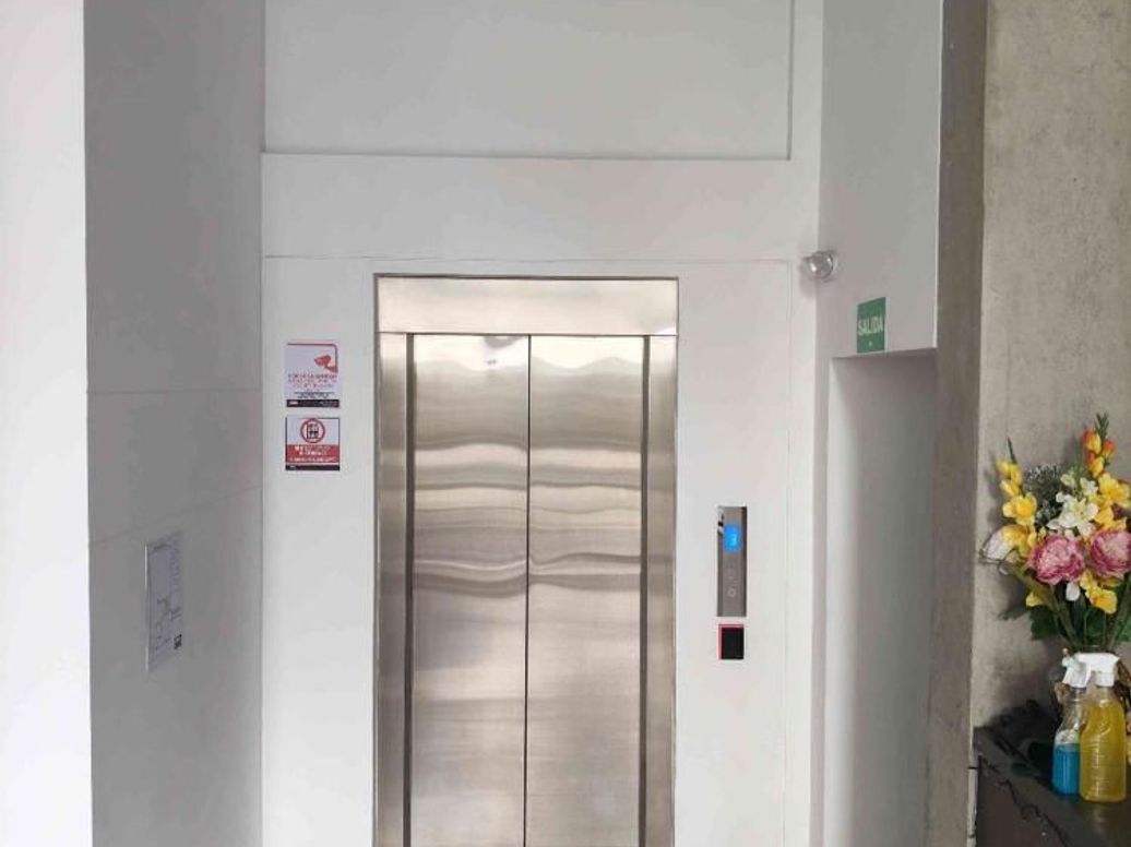 Apartamento de 1 alcoba en venta en La Castellana, Bogotá, 15 m² · foto 5 de 20