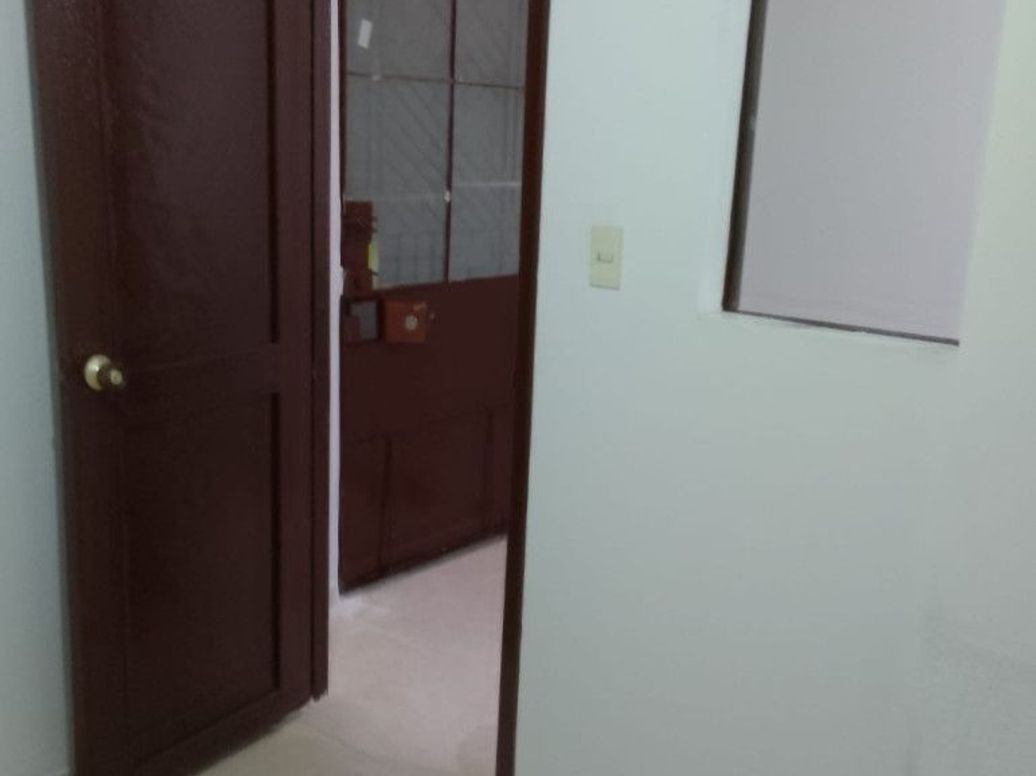 Casa de 16 alcobas en venta en Libertador, Bogotá, 420 m² · foto 19 de 20