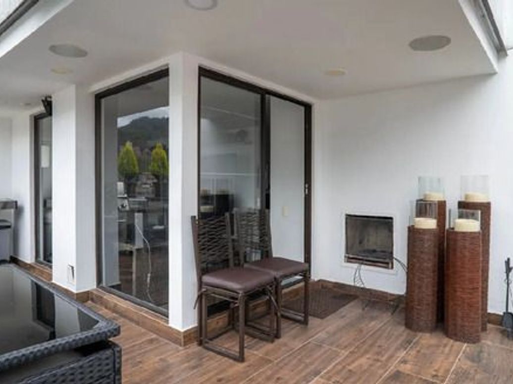 Apartamento de 3 alcobas en arriendo en Chicó Reservado, Bogotá, 227 m² · foto 12 de 12