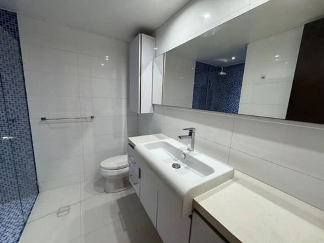 Apartamento de 2 alcobas en venta en Bellavista, Bogotá, 128 m² · foto 9 de 12