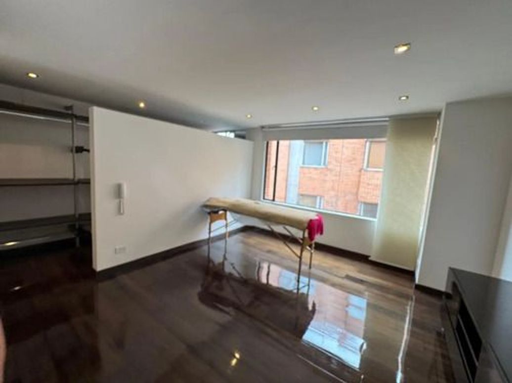 Apartamento de 2 alcobas en venta en Bellavista, Bogotá, 128 m² · foto 3 de 12