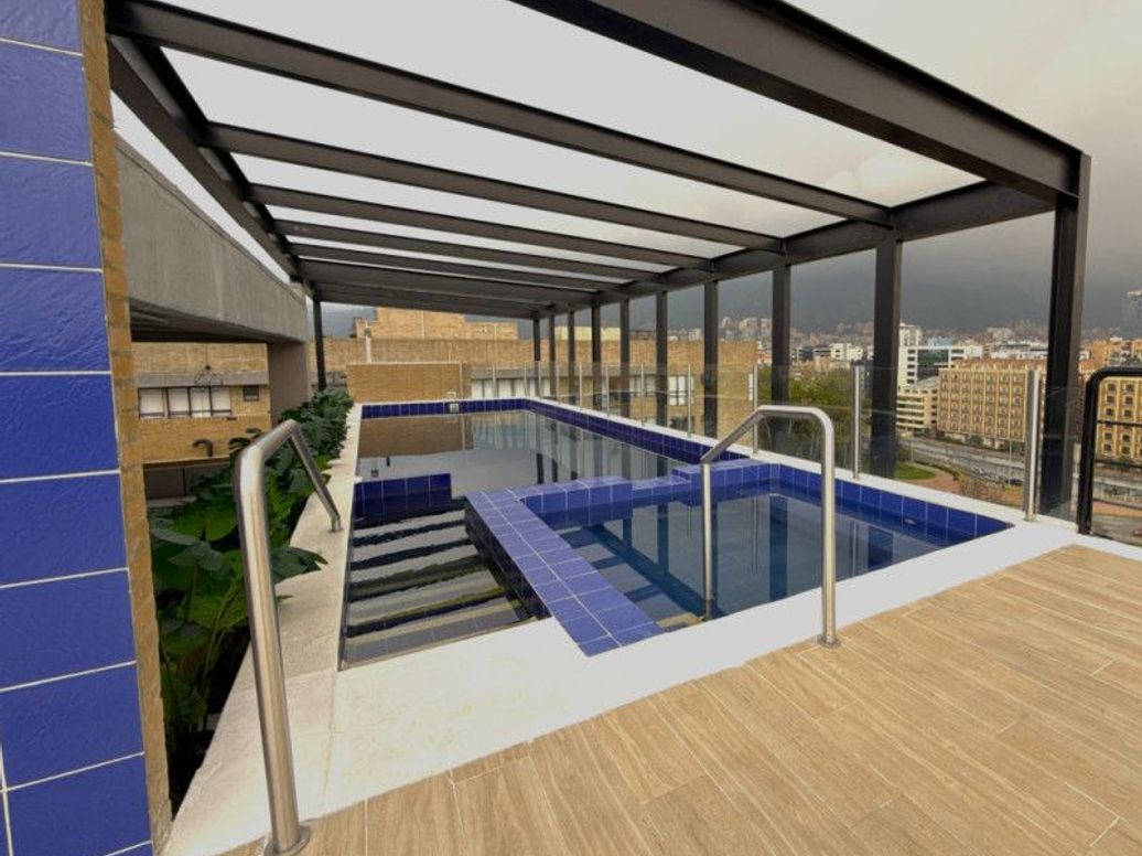 Apartaestudio en venta en Chicó Norte, Bogotá, 30 m² · foto 15 de 17