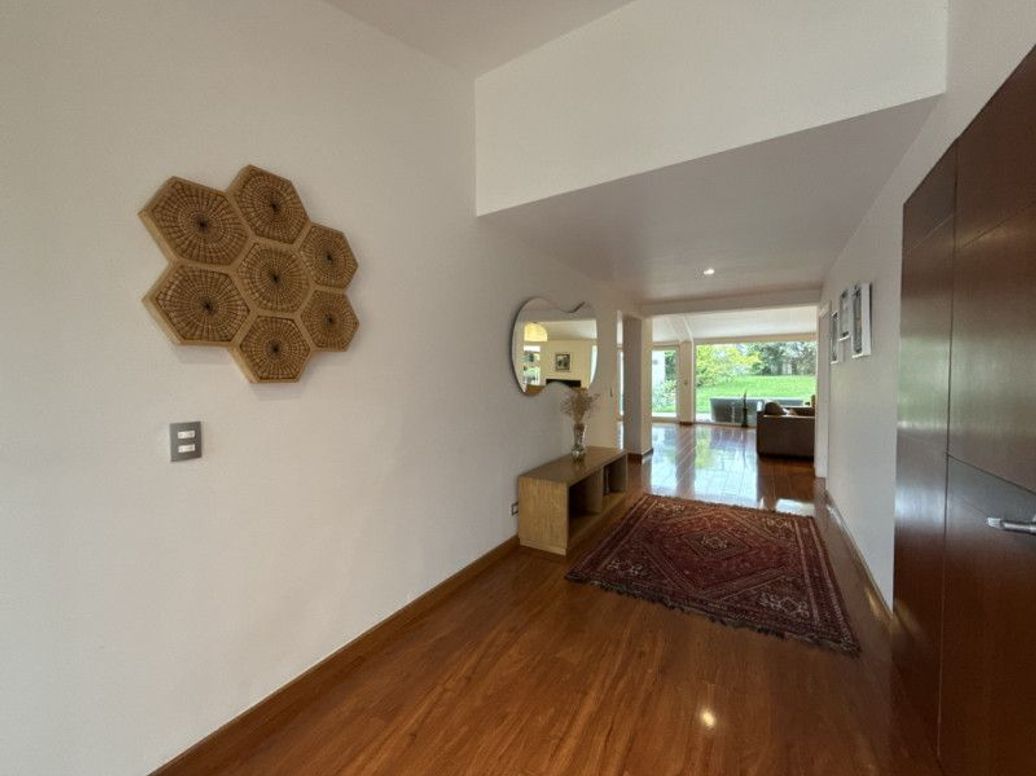 Casa de 5 alcobas en arriendo en Suba Naranjos, Bogotá, 600 m² · foto 17 de 20