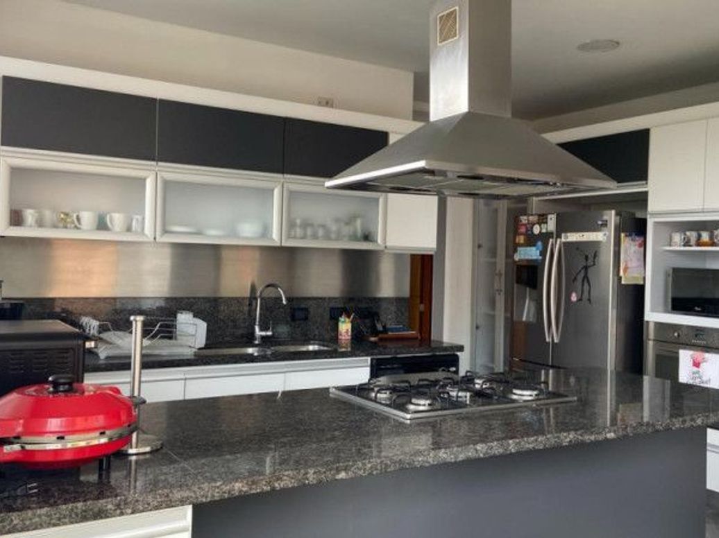 Apartamento de 3 alcobas en arriendo en Atenas, Bogotá, 238 m² · foto 6 de 20