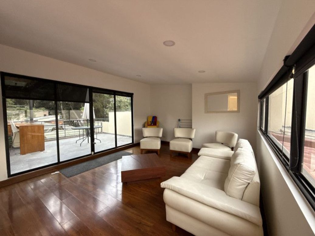 Casa de 4 alcobas en venta en Cedro Salazar, Bogotá, 283 m² · foto 7 de 20