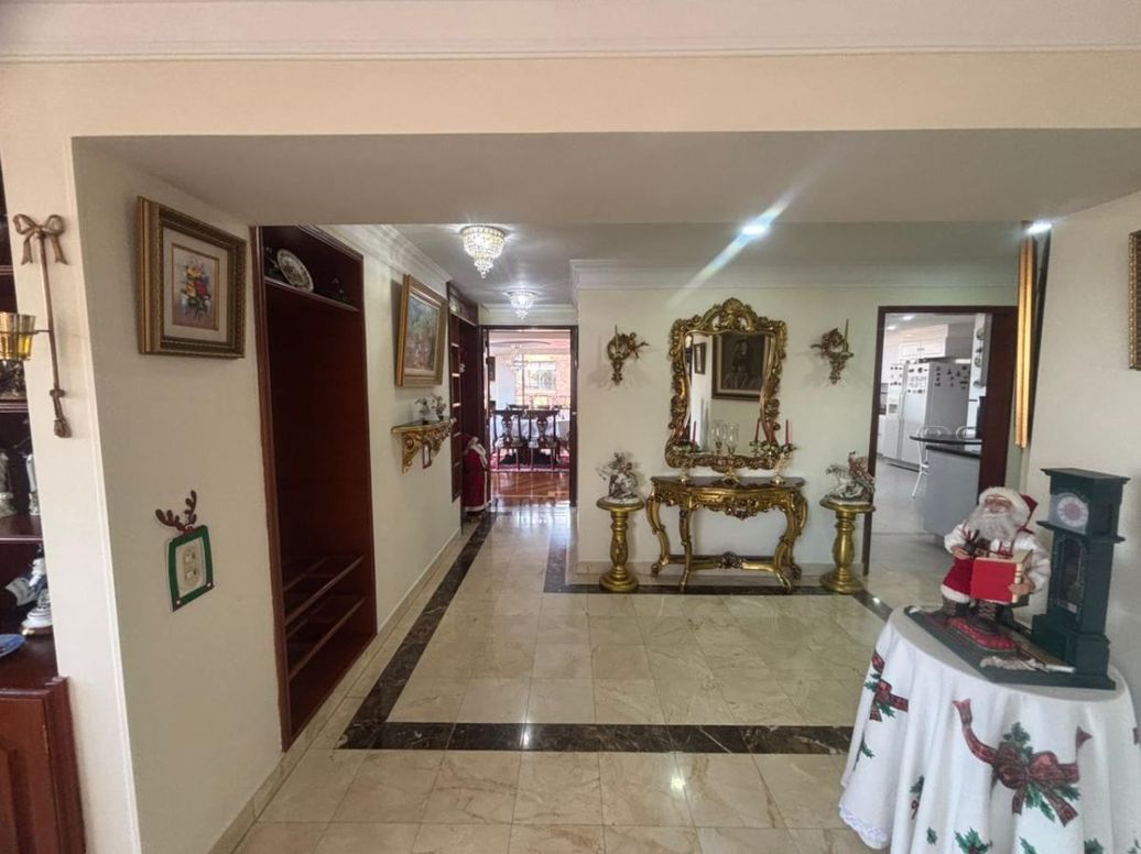 Apartamento de 4 alcobas en venta en Bosque De Pinos, Bogotá, 297 m² · foto 7 de 20