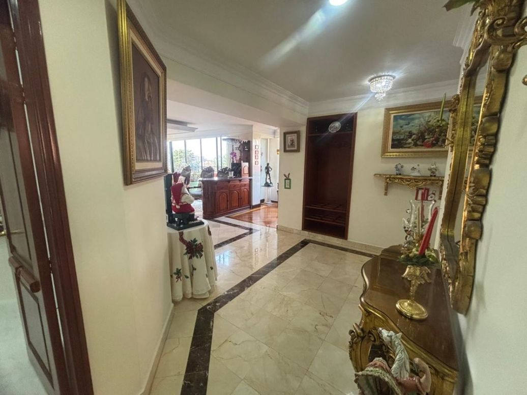 Apartamento de 4 alcobas en venta en Bosque De Pinos, Bogotá, 297 m² · foto 15 de 20