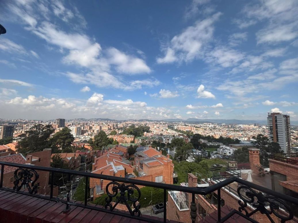 Apartamento de 4 alcobas en venta en Bosque De Pinos, Bogotá, 297 m² · foto 10 de 20