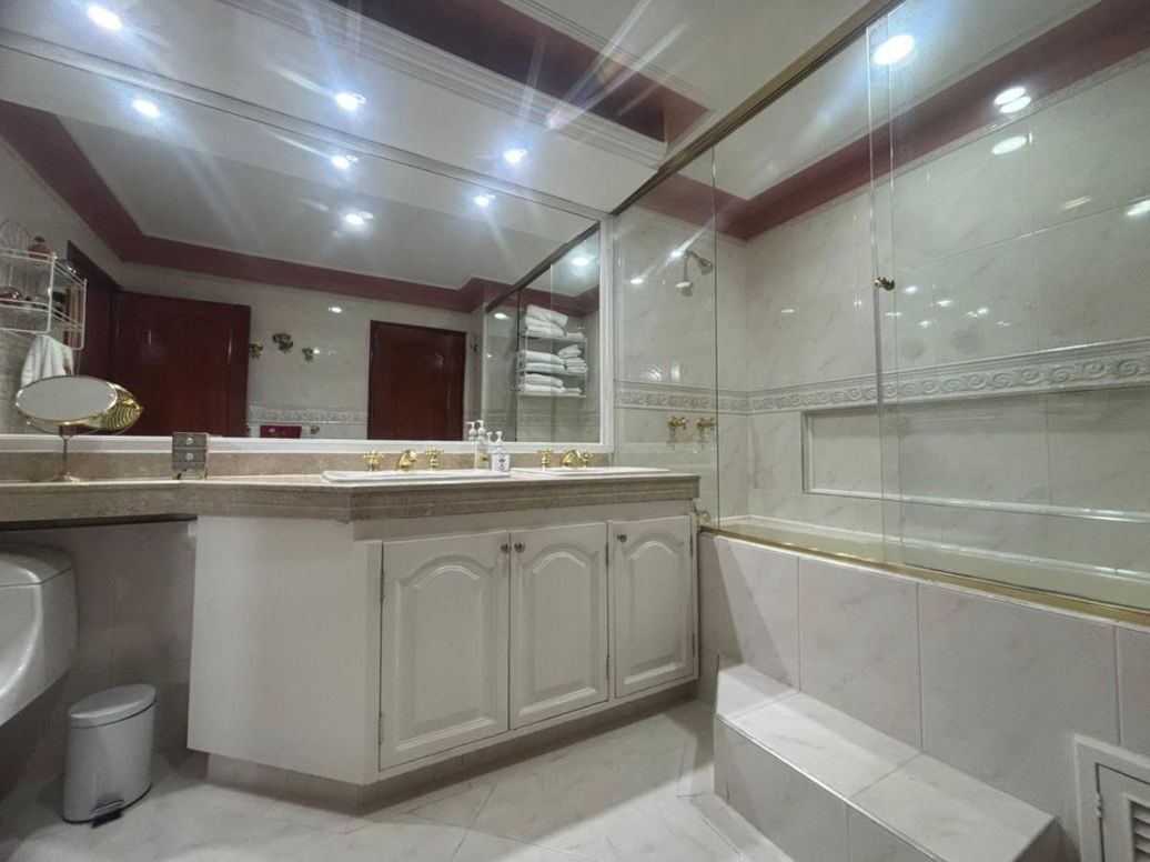 Apartamento de 4 alcobas en venta en Bosque De Pinos, Bogotá, 297 m² · foto 20 de 20