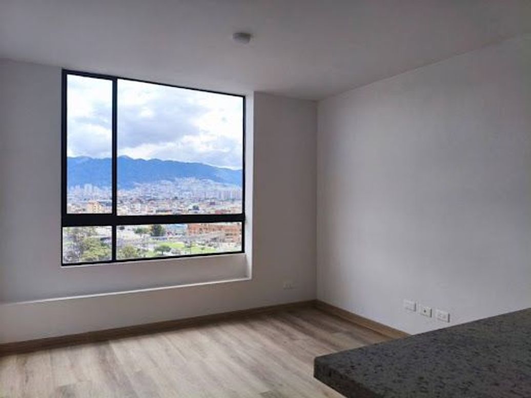 Apartamento de 1 alcoba en venta en Salazar Gomez, Bogotá, 34 m² · foto 2 de 19