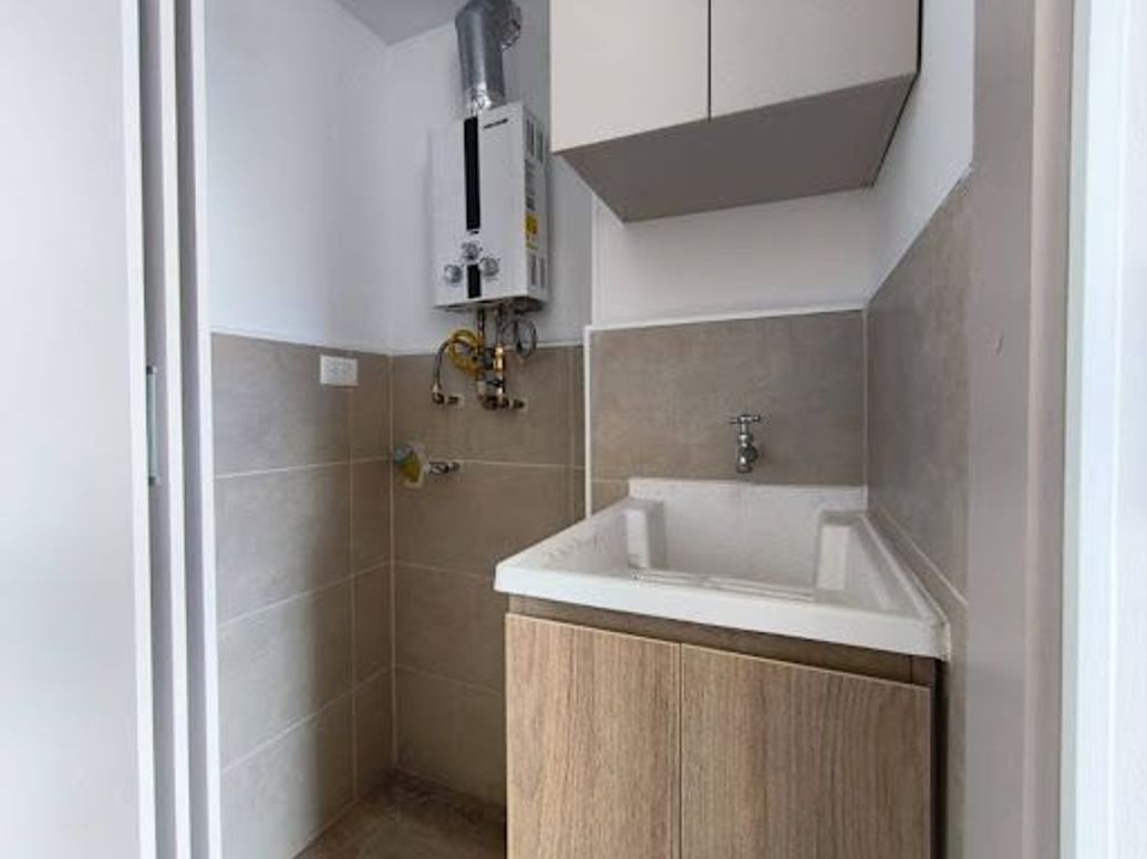 Apartamento de 1 alcoba en venta en Salazar Gomez, Bogotá, 34 m² · foto 15 de 19