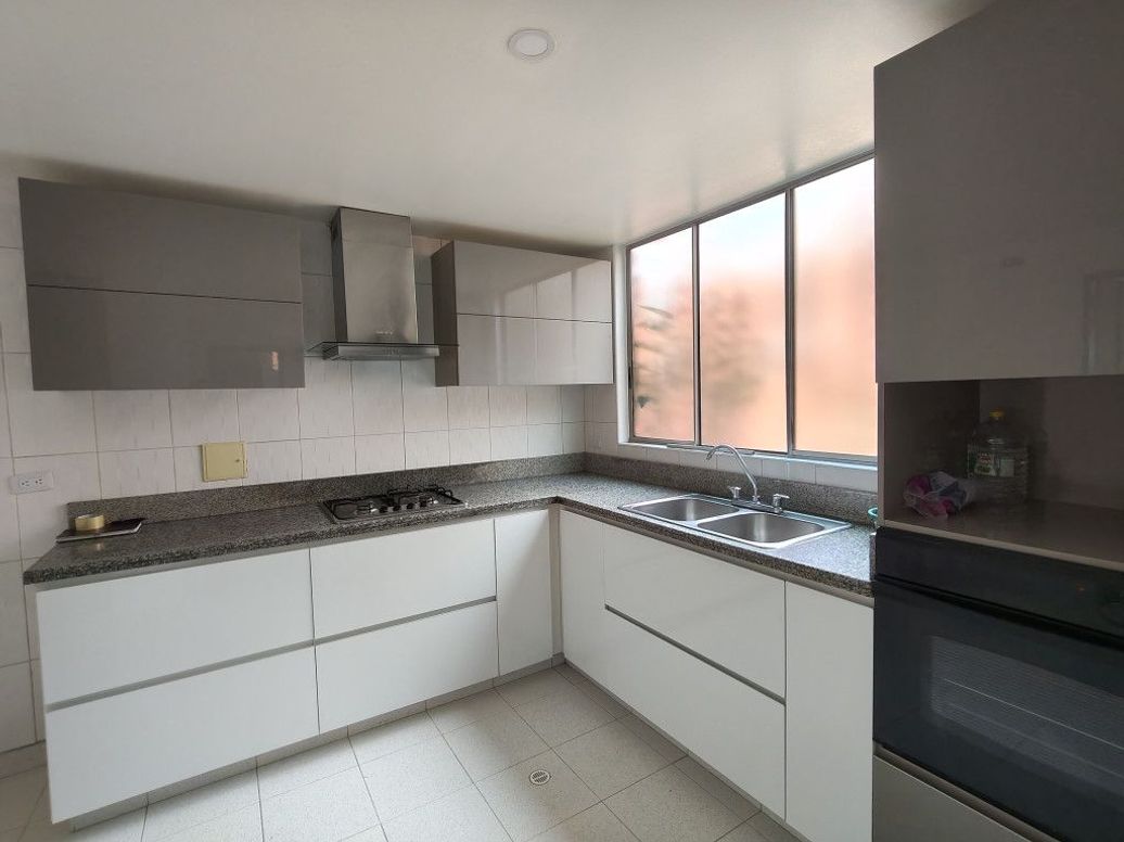 Casa en arriendo en Cr Jardines De Gratamira, Bogotá · foto 9 de 20