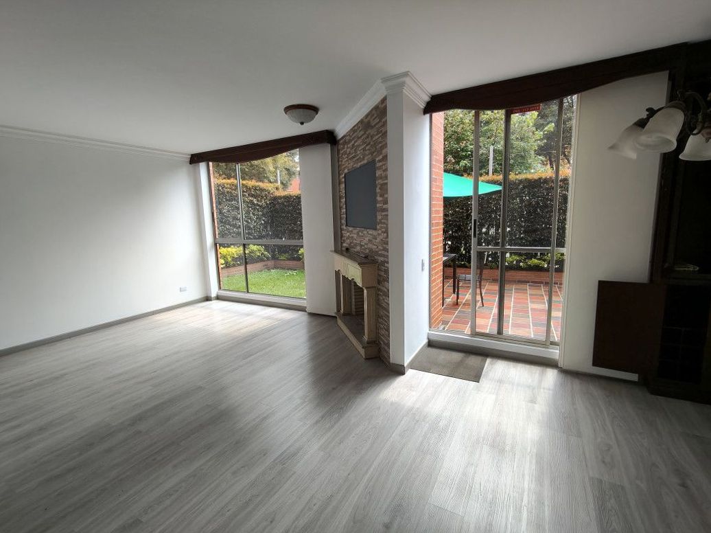 Casa en arriendo en Cr Jardines De Gratamira, Bogotá · foto 4 de 20