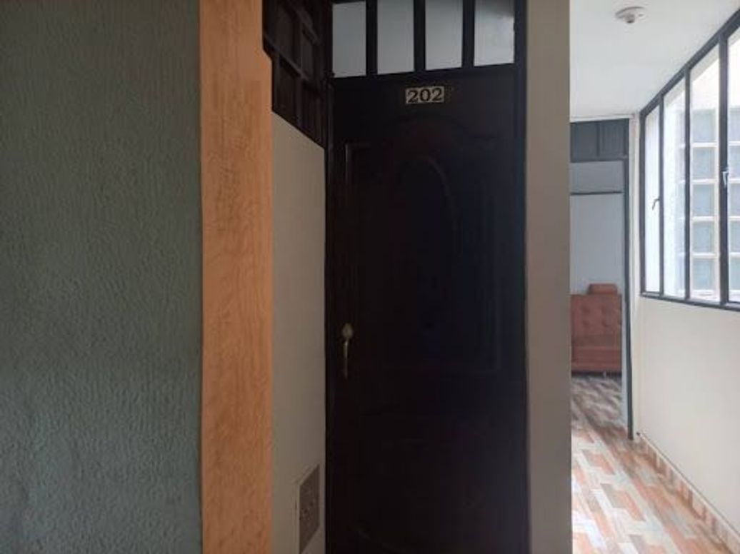 Casa de 9 alcobas en venta en Bravo Paez Quiroga, Bogotá, 538 m² · foto 7 de 20