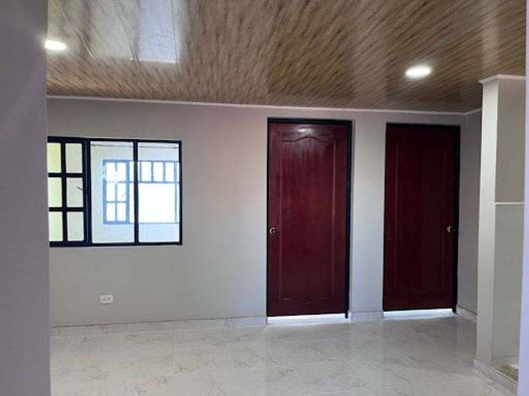Casa de 9 alcobas en venta en Bravo Paez Quiroga, Bogotá, 538 m² · foto 8 de 20