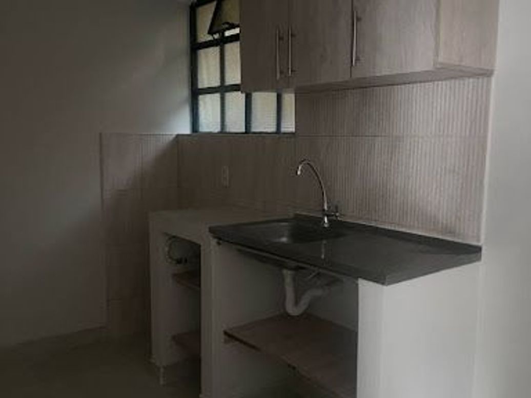 Casa de 9 alcobas en venta en Bravo Paez Quiroga, Bogotá, 538 m² · foto 10 de 20