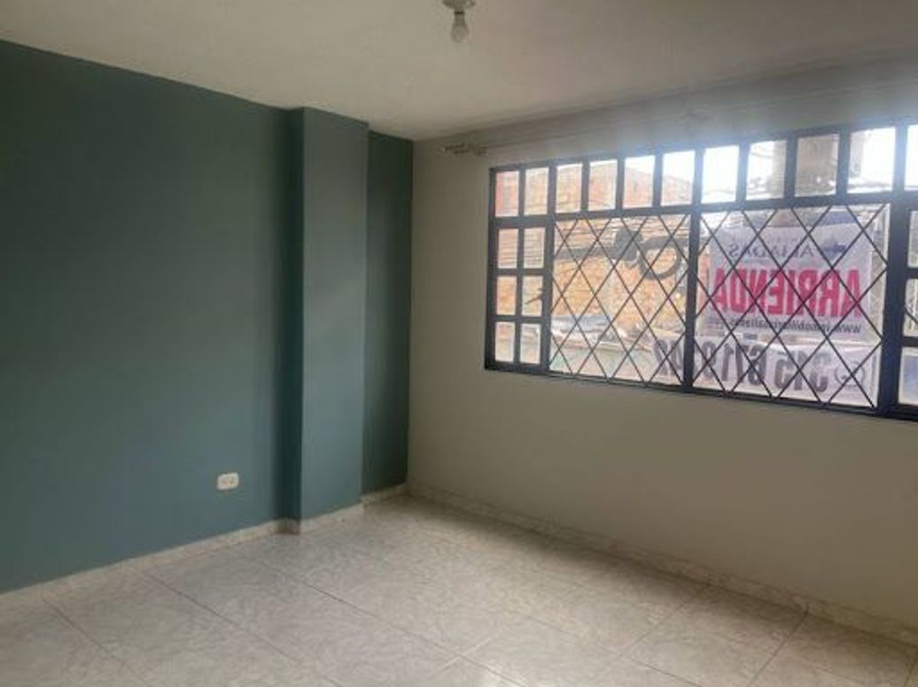 Casa de 9 alcobas en venta en Bravo Paez Quiroga, Bogotá, 538 m² · foto 14 de 20
