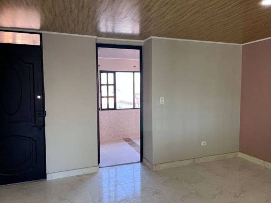 Casa de 9 alcobas en venta en Bravo Paez Quiroga, Bogotá, 538 m² · foto 18 de 20