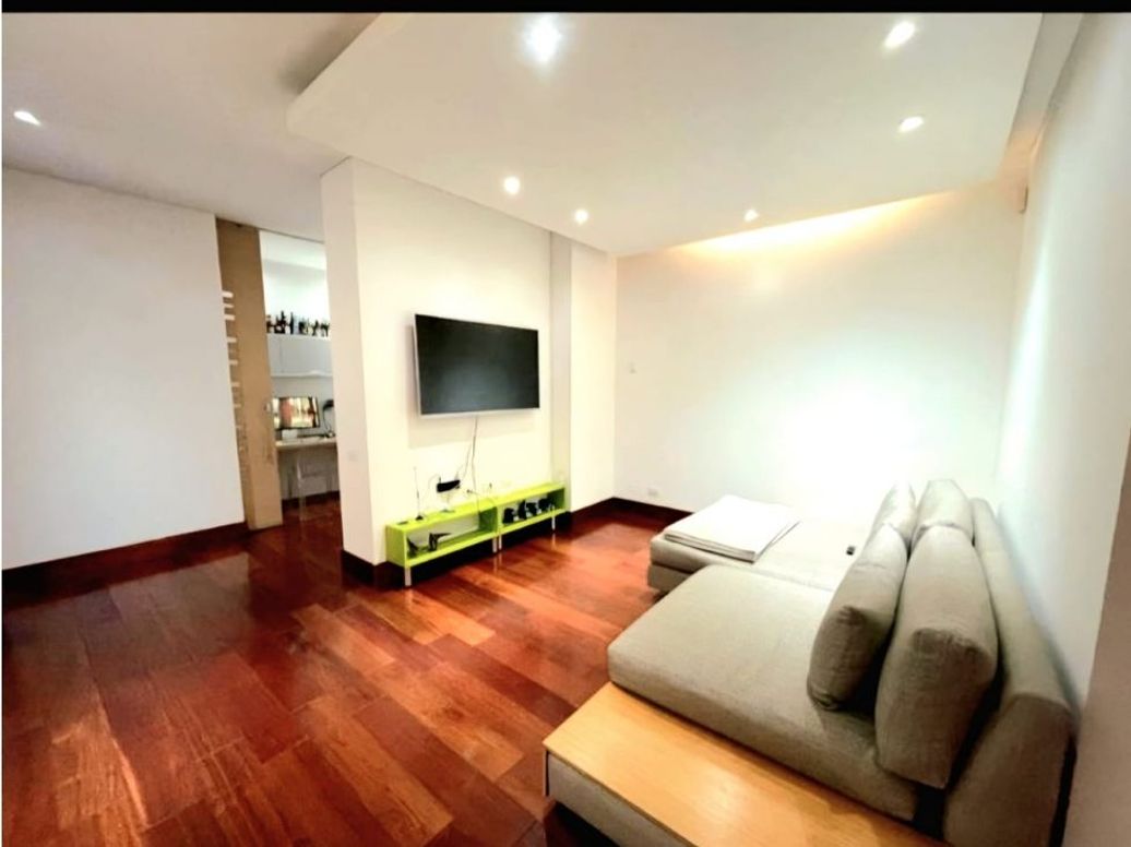 Apartamento de 3 alcobas en venta en Chico, Bogotá, 337 m² · foto 8 de 15