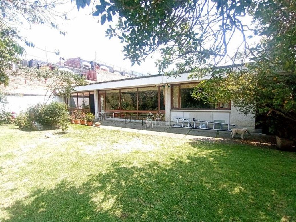 Casa de 3 alcobas en venta en Santa Ana Oriental, Bogotá, 844 m² · foto 2 de 20