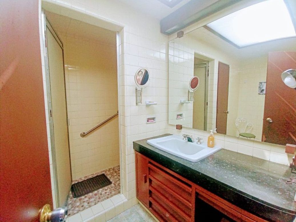 Casa de 3 alcobas en venta en Santa Ana Oriental, Bogotá, 844 m² · foto 12 de 20