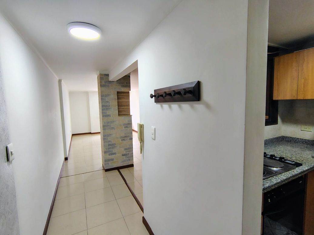 Apartamento de 2 alcobas en venta en Acacias Usaquen, Bogotá, 69 m² · foto 4 de 20