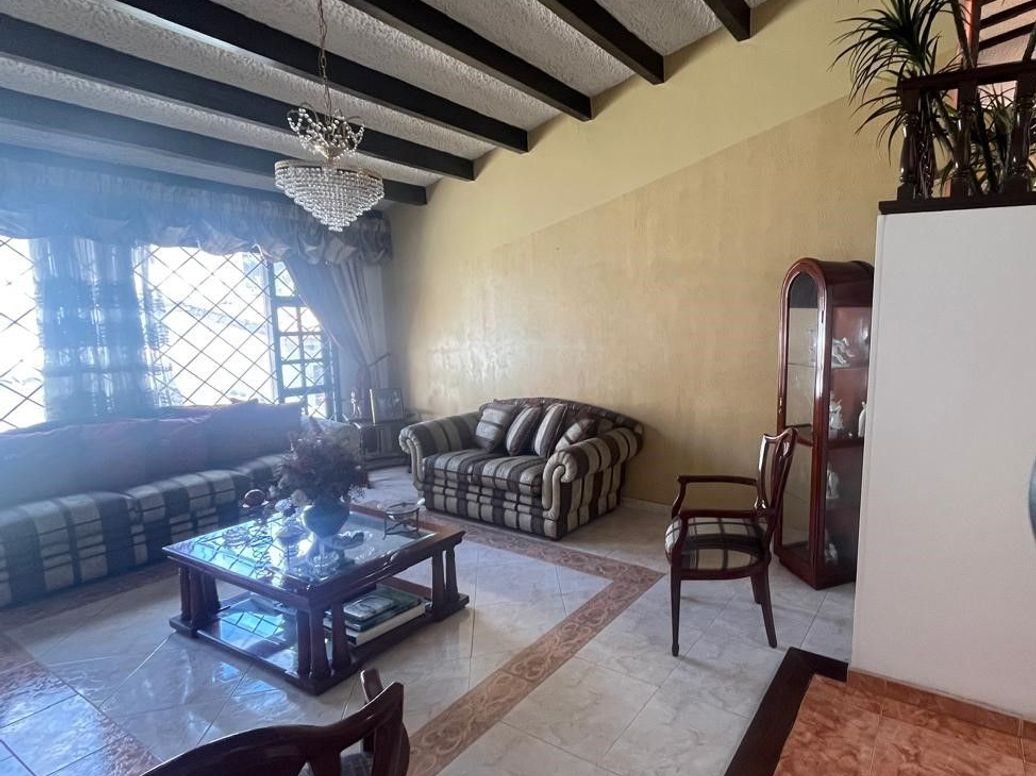 Casa de 4 alcobas en venta en Estoril, Bogotá, 412 m² · foto 6 de 20