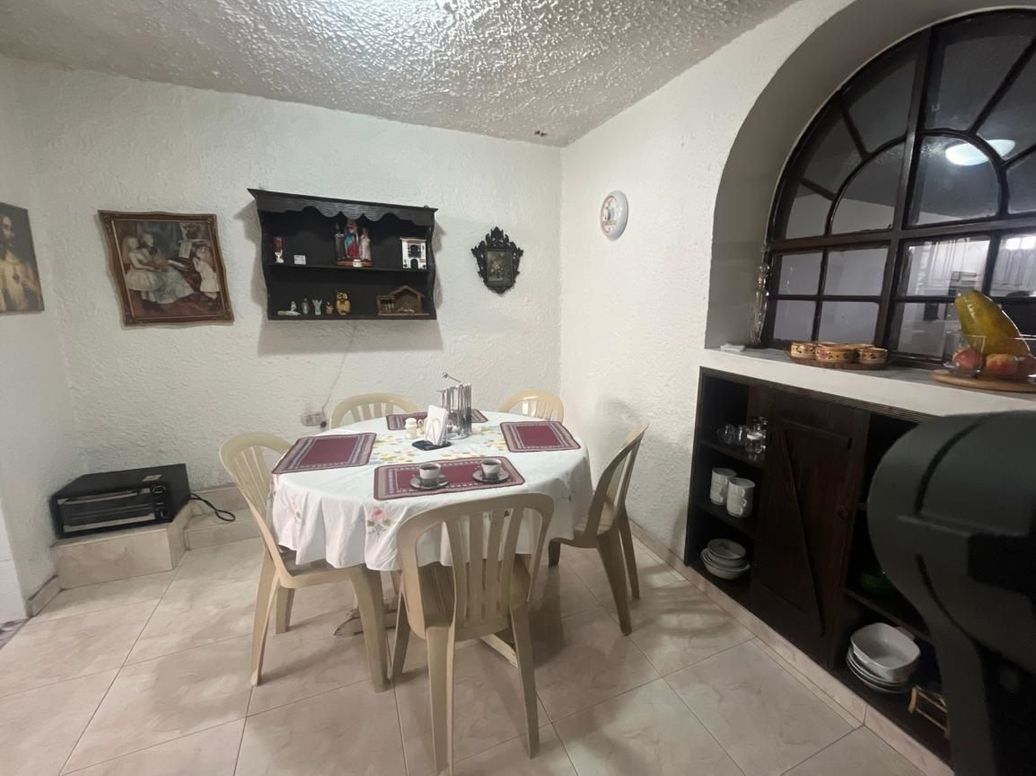 Casa de 4 alcobas en venta en Estoril, Bogotá, 412 m² · foto 9 de 20