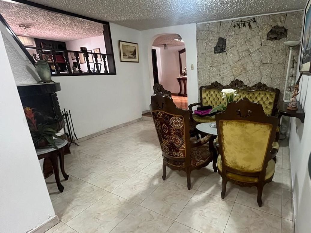 Casa de 4 alcobas en venta en Estoril, Bogotá, 412 m² · foto 5 de 20