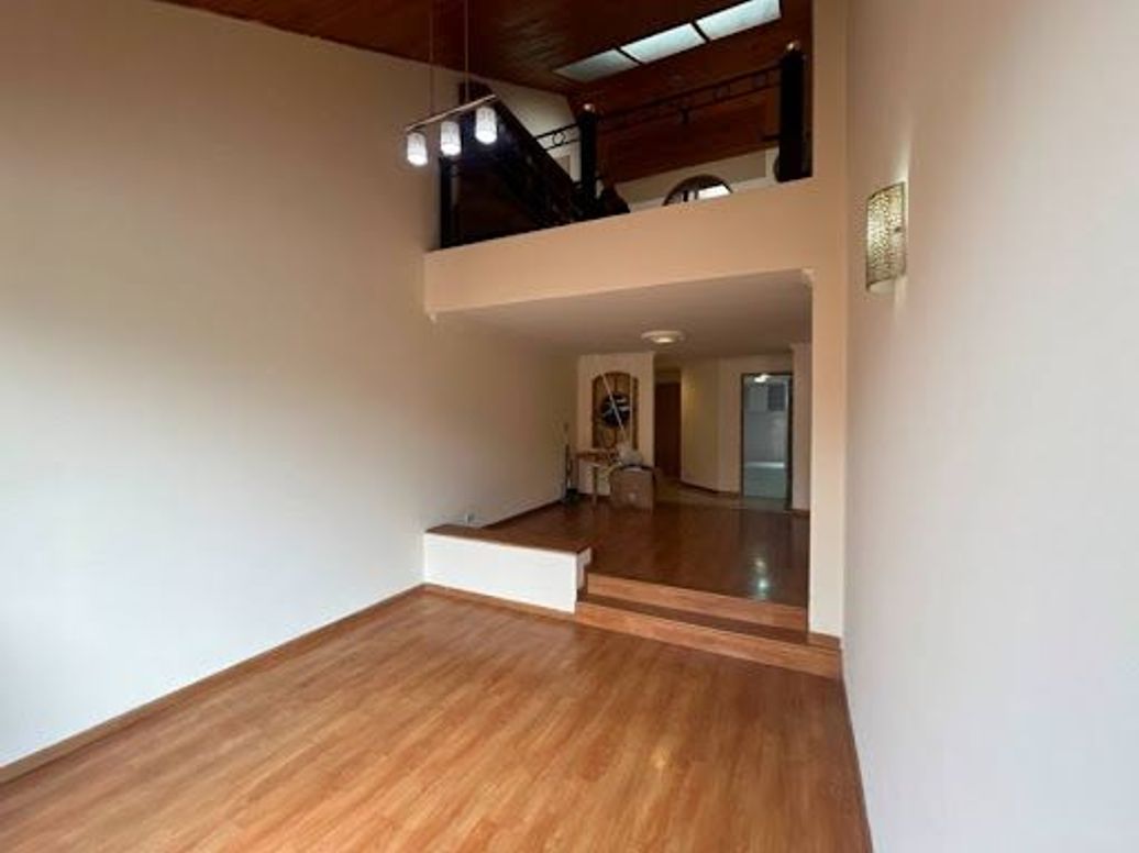 Apartamento de 3 alcobas en venta en Santa Barbara Central, Bogotá, 80 m² · foto 3 de 20