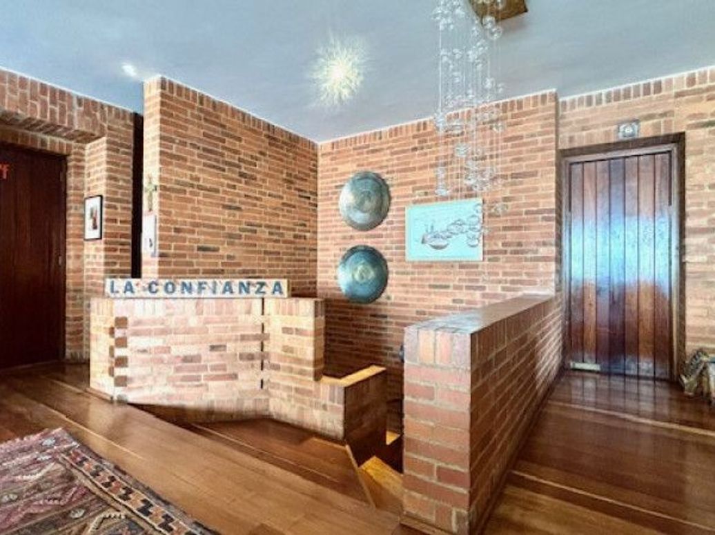 Apartamento de 3 alcobas en venta en Santa Ana Oriental, Bogotá, 251 m² · foto 13 de 20